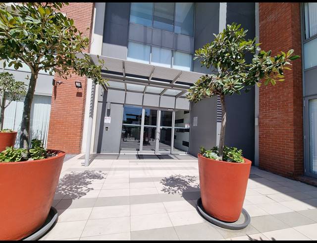 417M² OFFICE TO LET IN CENTURY CITY